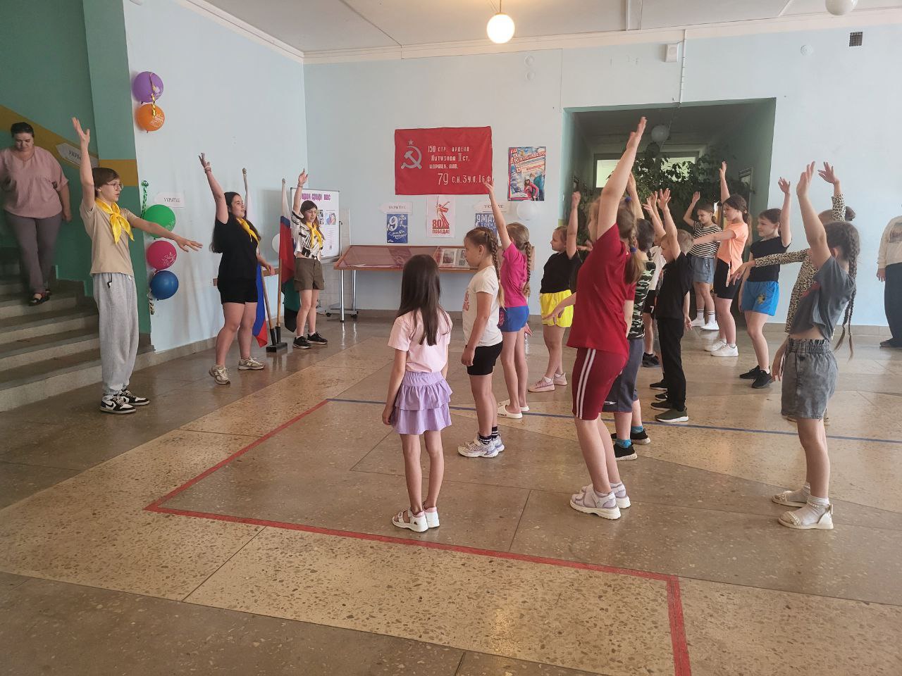 Школьный летний лагерь открыт.