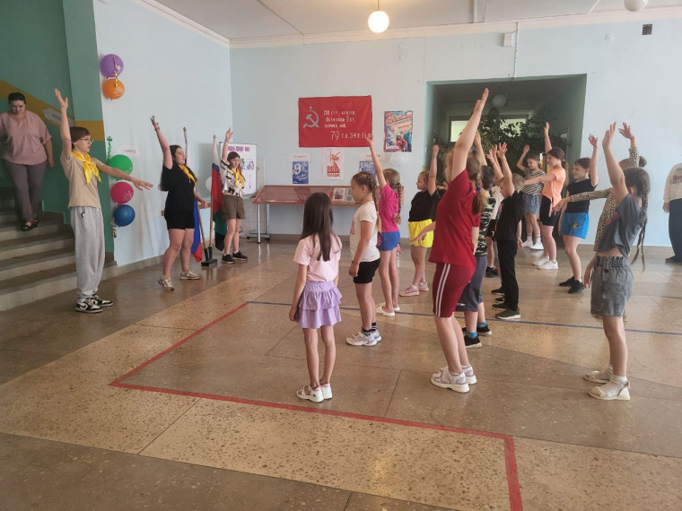 Школьный летний лагерь открыт.